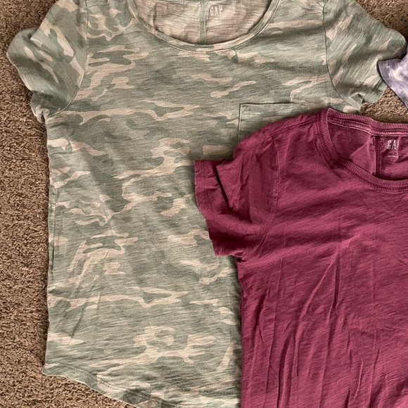 THREE GAP Women's T- Shirts - Small - Picture 3 of 4